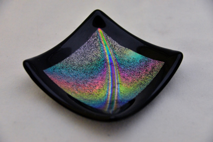 CBS Dichroic Crinklized Comet Trail Pattern on Thin Glass COE96