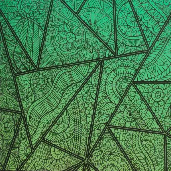 Etched Triangles Pattern on Thin Glass COE96